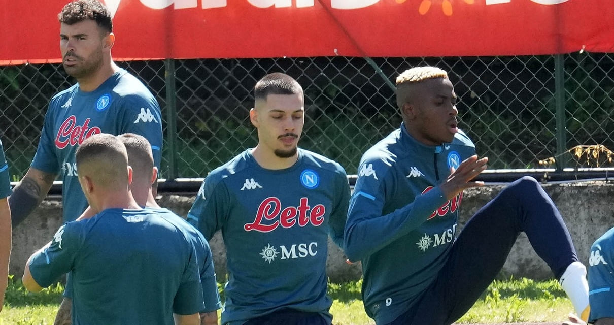 Napoli: allenamento verso il Milan, novità per Rui e Lobotka