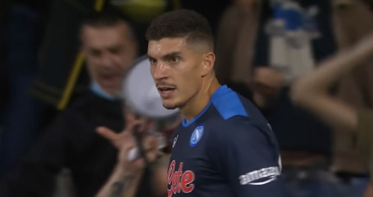 Napoli: infortunio per un calciatore