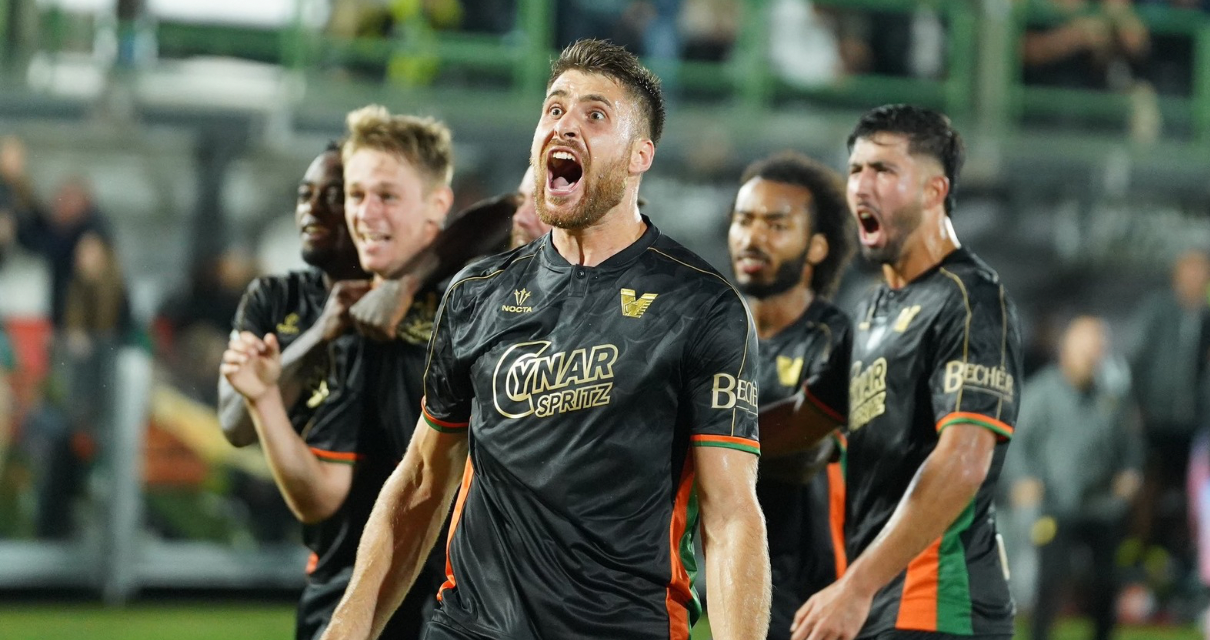 Venezia Lecce: le formazioni ufficiali