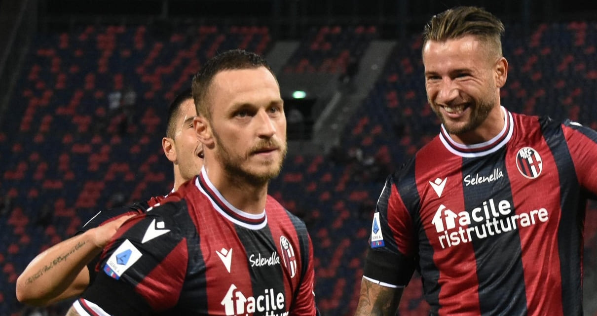 Pagelle Bologna Genoa finisce 2 a 2 la sfida tra le due rossoblu 